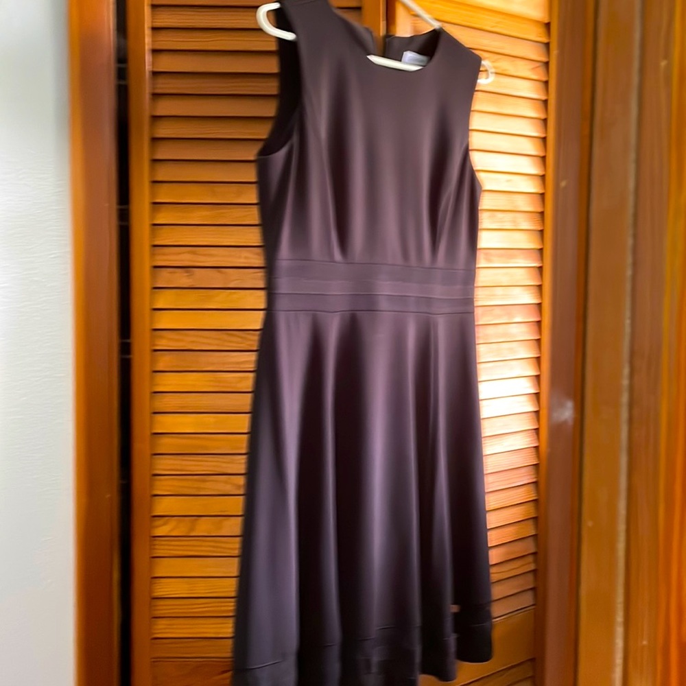 Sleeveless dress.